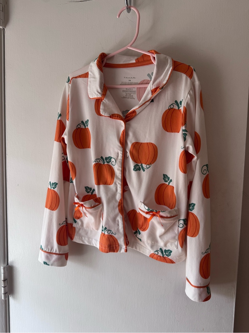 Tahari White Pajama Top with Orange Pumpkin Print